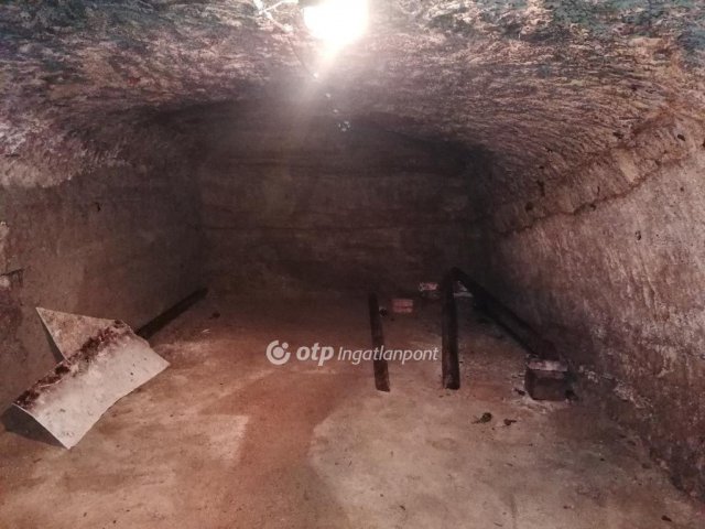 Eladó üzlethelyiség, Miskolcon 6.89 M Ft / költözzbe.hu