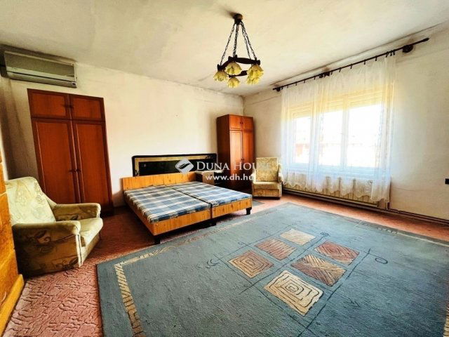 Eladó családi ház, Tápiószecsőn 36.9 M Ft, 2 szobás