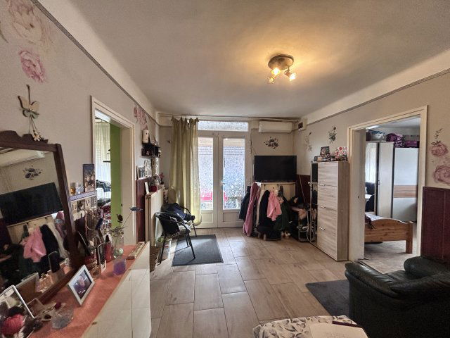 Eladó családi ház, Kadarkúton 26.7 M Ft, 3 szobás