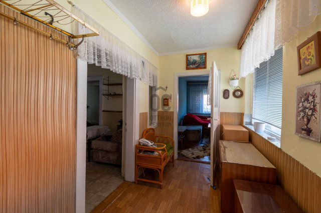 Eladó családi ház, Bakonycsernyén 19.8 M Ft, 3 szobás