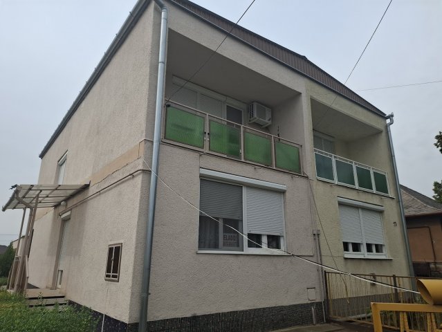 Eladó családi ház, Debrecenben 72 M Ft, 3+1 szobás