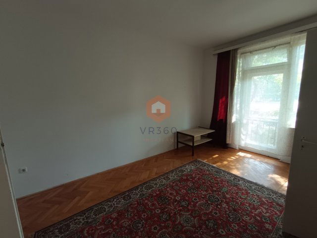 Kiadó téglalakás, albérlet, Pécsett 120 E Ft / hó, 1+1 szobás