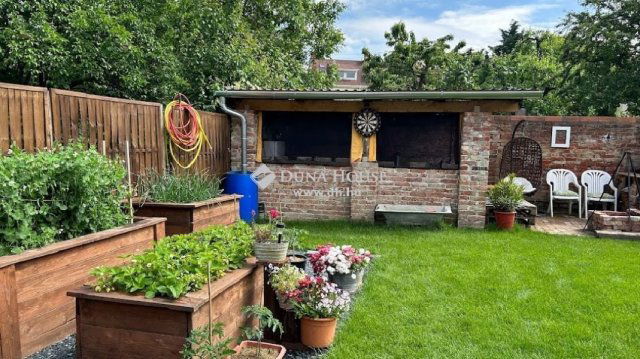 Eladó téglalakás, Szombathelyen 87.75 M Ft, 4 szobás