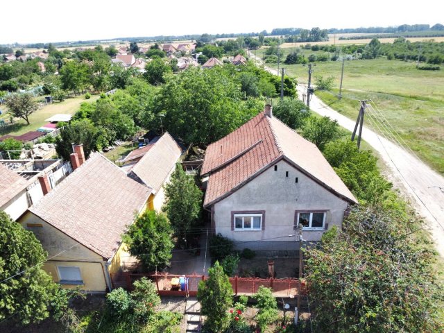 Eladó családi ház, Hevesen 19.9 M Ft, 3 szobás