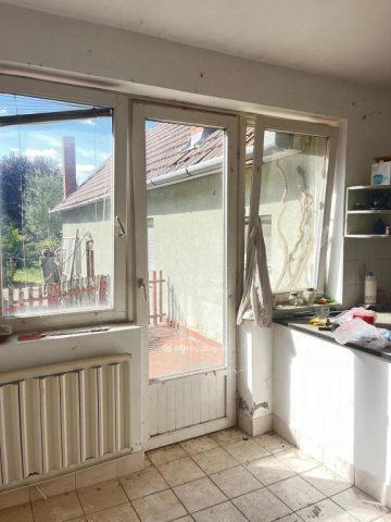 Eladó családi ház, Szekszárdon 49.9 M Ft, 4 szobás