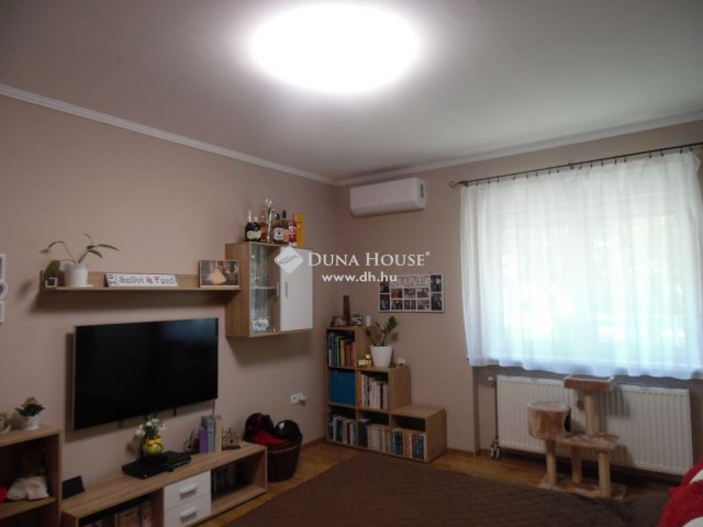Eladó családi ház, Kecskeméten 93 M Ft, 3 szobás