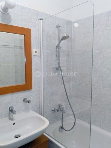 Eladó téglalakás, Budapesten, XIII. kerületben 82.5 M Ft