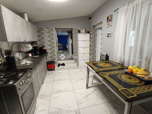 Eladó családi ház, Tápióbicskén 22.9 M Ft, 2 szobás