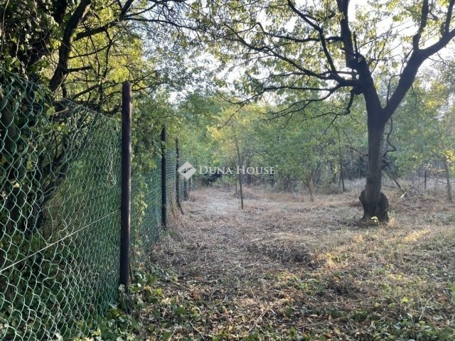 Eladó telek, Budapesten, III. kerületben 29 M Ft