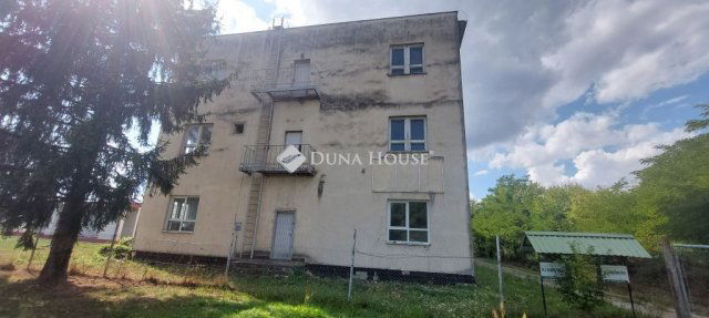 Eladó ipari ingatlan, Kaposszekcsőn 250 M Ft