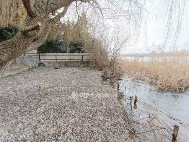 Eladó családi ház, Áporkán 85 M Ft, 1+2 szobás