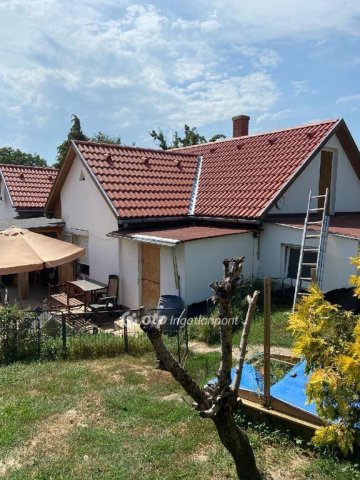 Eladó családi ház, Balatonendréden 70 M Ft, 4 szobás