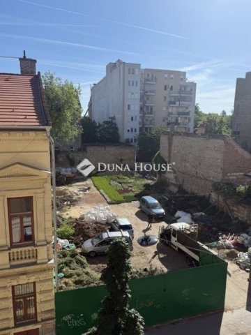 Eladó téglalakás, Budapesten, VIII. kerületben 48 M Ft, 2 szobás