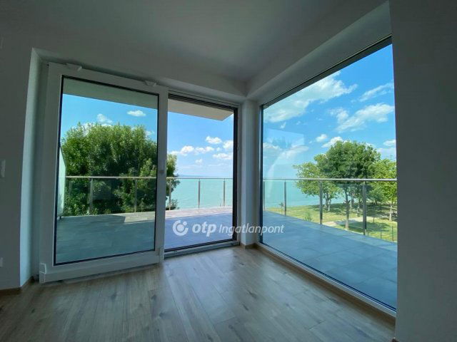 Eladó nyaraló, Siófokon 123 M Ft, 2+1 szobás