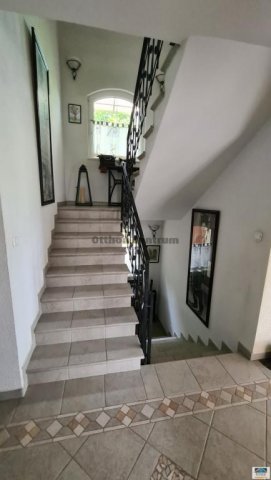 Eladó családi ház, Budapesten, II. kerületben 429.9 M Ft