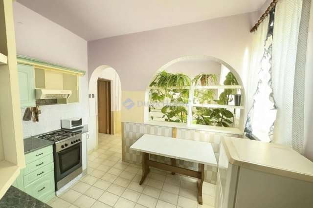 Eladó családi ház, Hatvanban 70 M Ft, 4 szobás