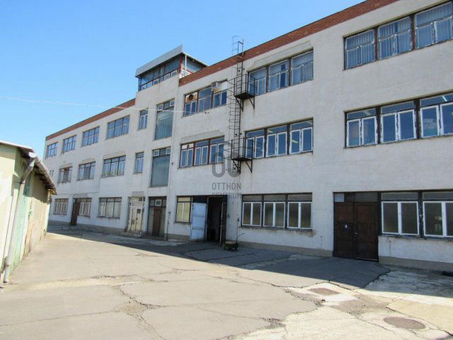 Eladó ipari ingatlan, Nagykőrösön 579 M Ft