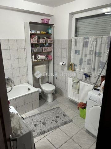 Eladó sorház, Hajdúsámsonon 52 M Ft, 4 szobás