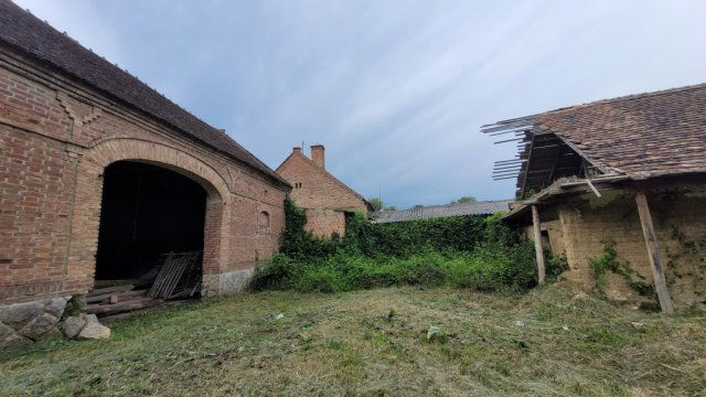 Eladó családi ház, Szentkatalinon 20.999 M Ft, 3 szobás