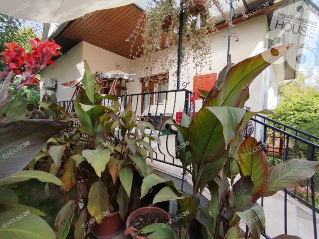 Eladó családi ház, Kecskeméten 161.9 M Ft, 7 szobás