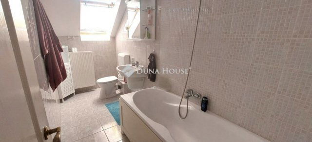 Eladó téglalakás, Szombathelyen 61.9 M Ft, 3 szobás