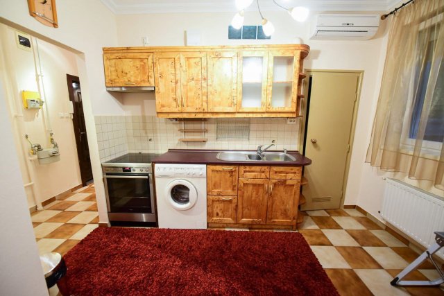 Kiadó téglalakás, albérlet, Kecskeméten 165 E Ft / hó