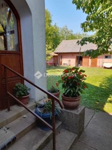 Eladó családi ház, Kisteleken 80 M Ft, 4 szobás