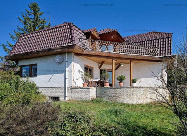 Eladó családi ház, Szentendrén 139 M Ft, 6 szobás
