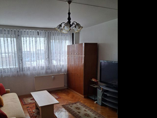 Eladó panellakás, XIII. kerületben, Róbert Károly körúton