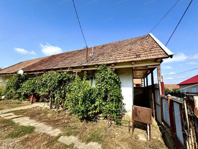 Eladó családi ház, Nagyecseden 8.9 M Ft, 3 szobás