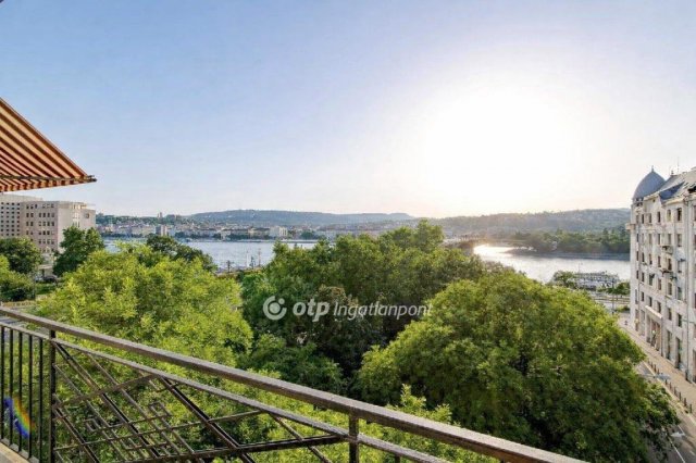 Eladó téglalakás, Budapesten, XIII. kerületben 399 M Ft