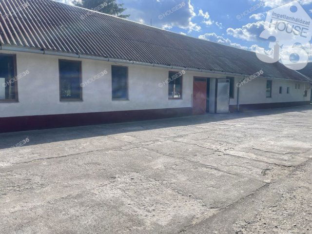 Eladó ipari ingatlan, Csemőn 79.9 M Ft / költözzbe.hu