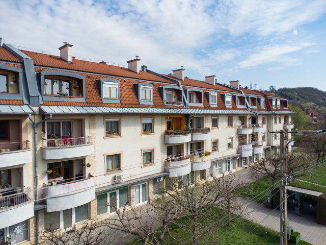 Eladó téglalakás, Miskolcon 39.9 M Ft, 1+2 szobás
