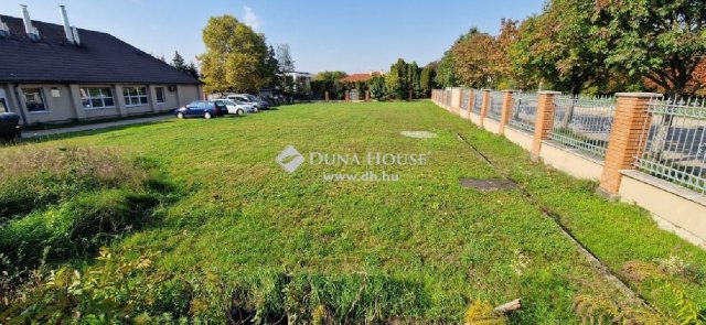 Eladó családi ház, Biatorbágyon 649 M Ft, 5 szobás