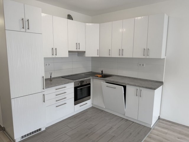 Kiadó téglalakás, albérlet, Debrecenben 270 E Ft / hó, 3 szobás