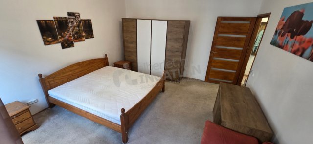 Kiadó téglalakás, albérlet, VIII. kerületben, Népszínház utcában