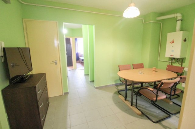 Kiadó téglalakás, albérlet, Debrecenben 350 E Ft / hó, 3 szobás