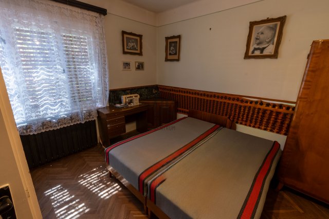 Eladó családi ház, Székesfehérvárott 65 M Ft, 3 szobás