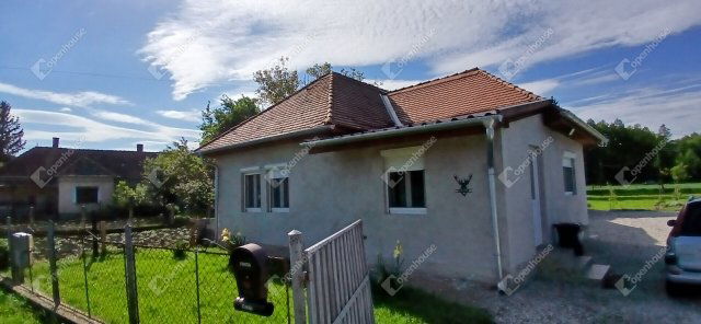 Eladó családi ház, Nagykapornakon 39.99 M Ft, 3 szobás