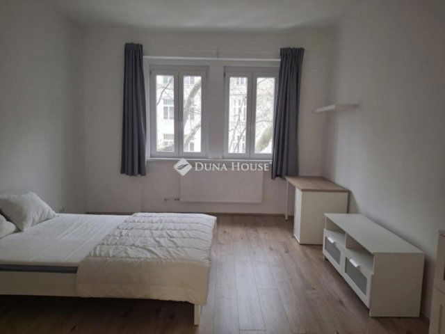 Eladó téglalakás, Budapesten, IX. kerületben 91.9 M Ft, 3 szobás