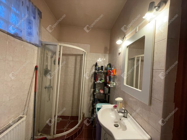 Eladó családi ház, Hajdúböszörményen 77.9 M Ft, 4 szobás