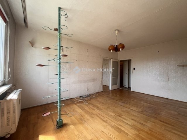 Eladó panellakás, Budapesten, XV. kerületben 61 M Ft, 2 szobás