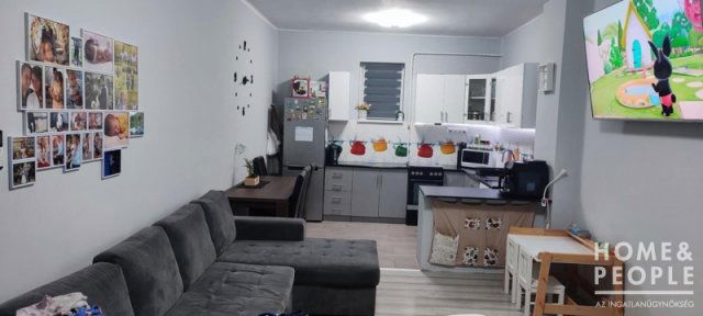 Eladó családi ház, Hódmezővásárhelyen 76.5 M Ft, 4 szobás