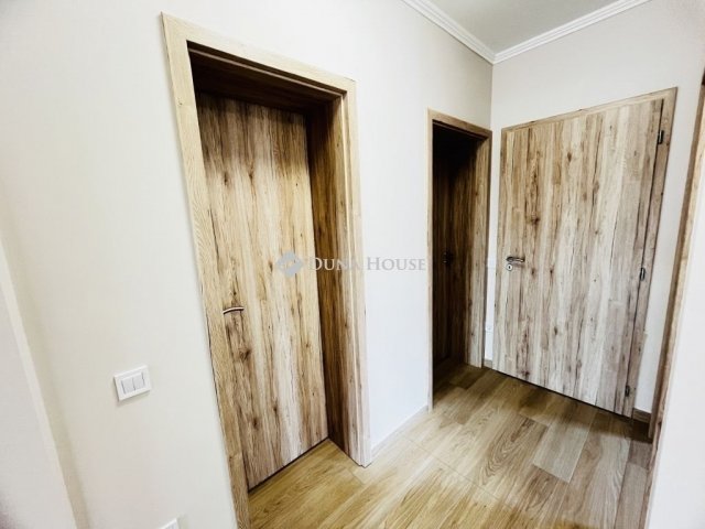 Eladó ikerház, Tápiószecsőn 79.9 M Ft, 4 szobás