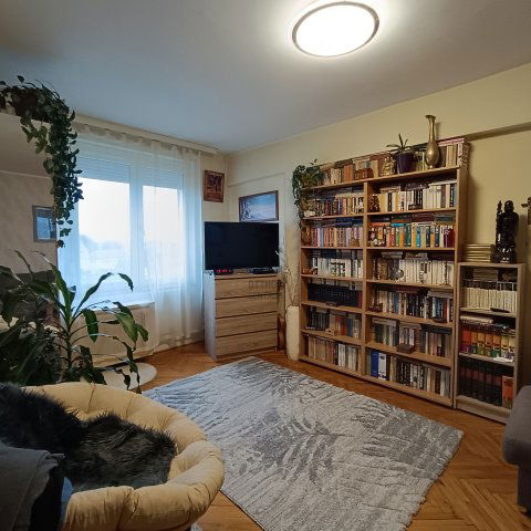 Eladó téglalakás, Nagykanizsán 19.9 M Ft, 1 szobás