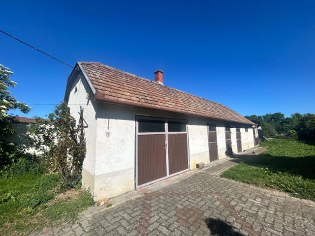 Eladó családi ház, Csornán 74 M Ft, 3 szobás