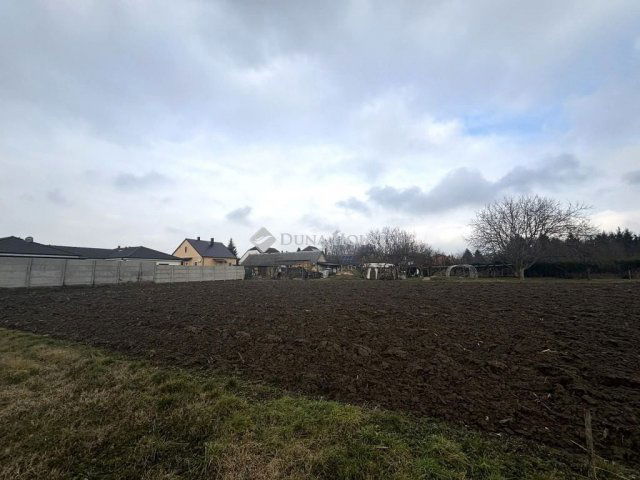 Eladó telek, Dunakilitin 28 M Ft / költözzbe.hu