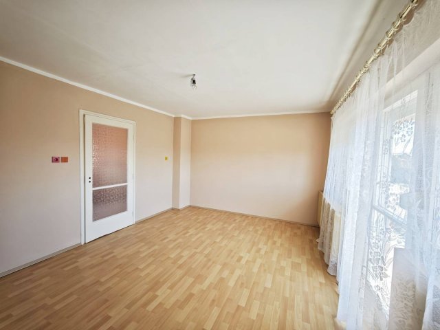 Eladó családi ház, Röszkén 89.7 M Ft, 3 szobás
