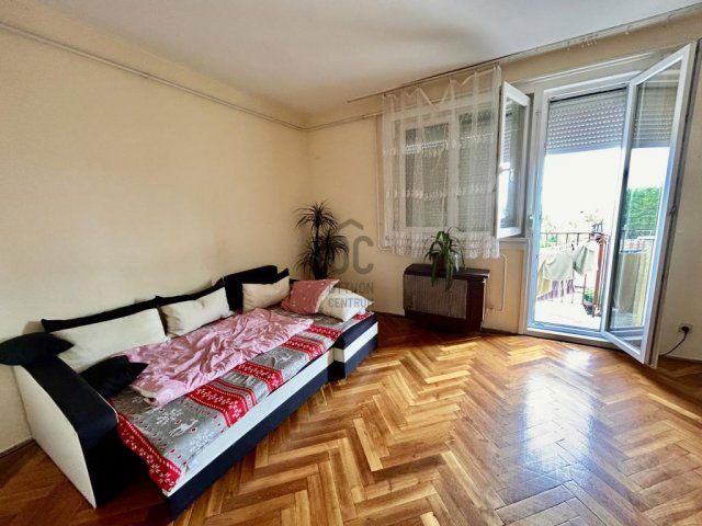 Eladó téglalakás, Cegléden 36.6 M Ft, 2 szobás