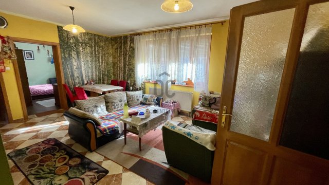 Eladó ikerház, Ikerváron 69 M Ft, 6 szobás